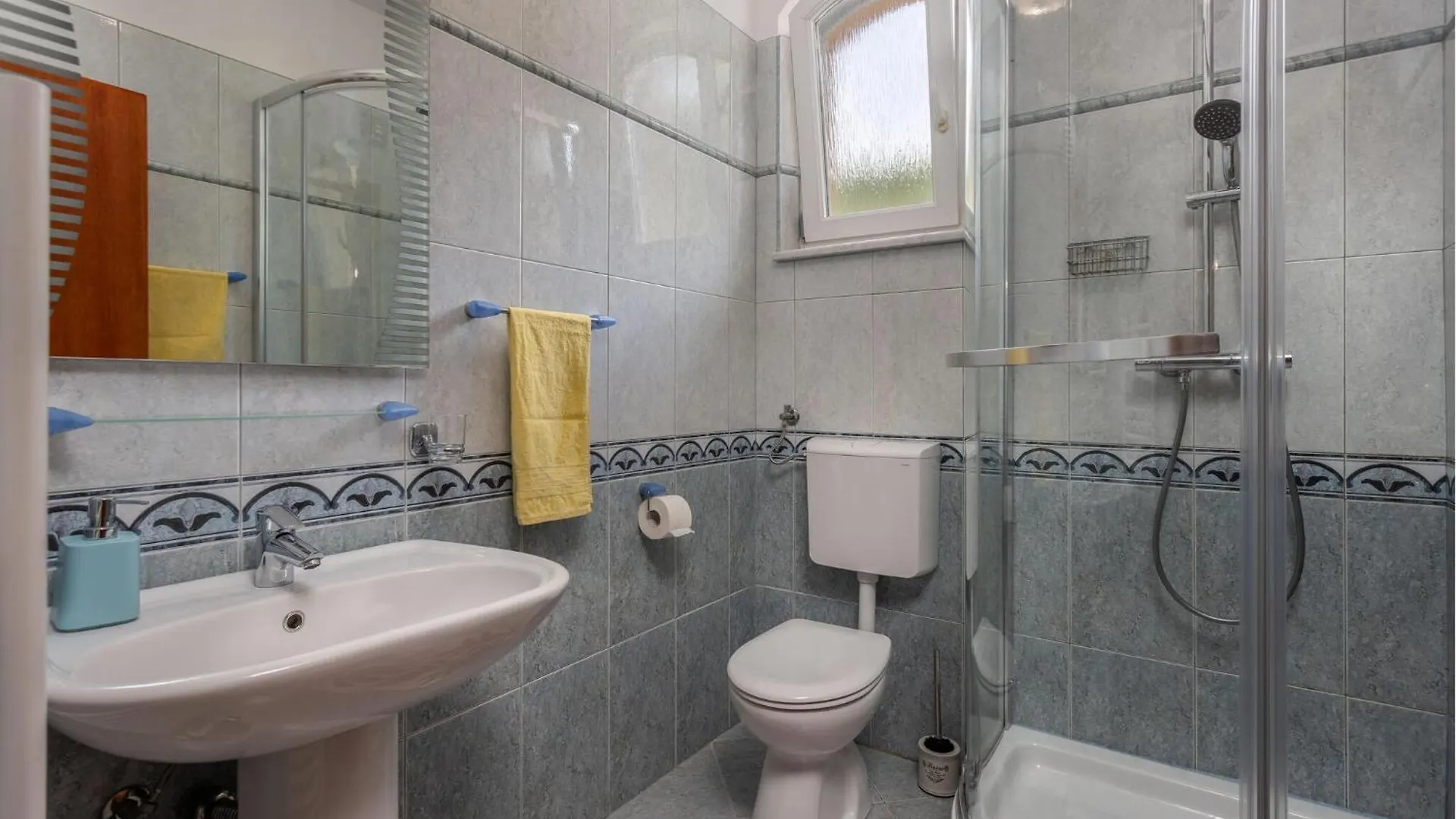 Nice Home In Opric With Wifi Tatil Evi